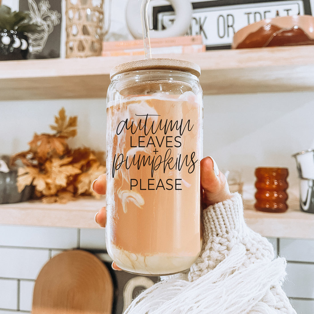 Sutton Lane Co. Fall — Autumn Leaves & Pumpkins 20oz Glass Tumbler